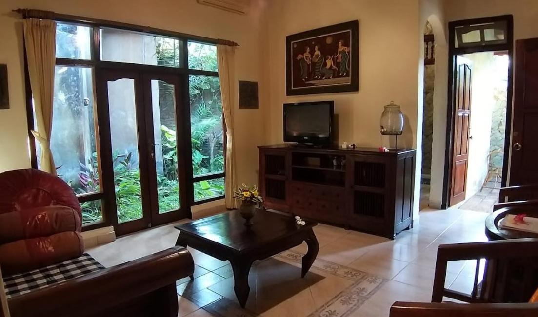 Rambutan Hotel Lovina Exterior foto