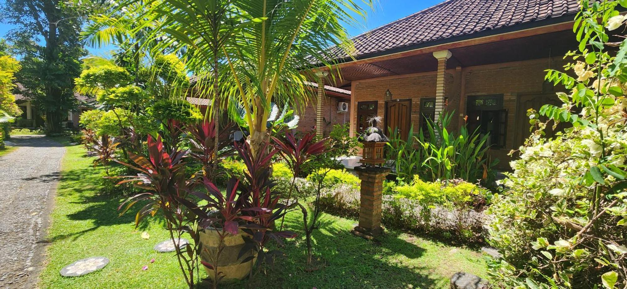 Rambutan Hotel Lovina Exterior foto