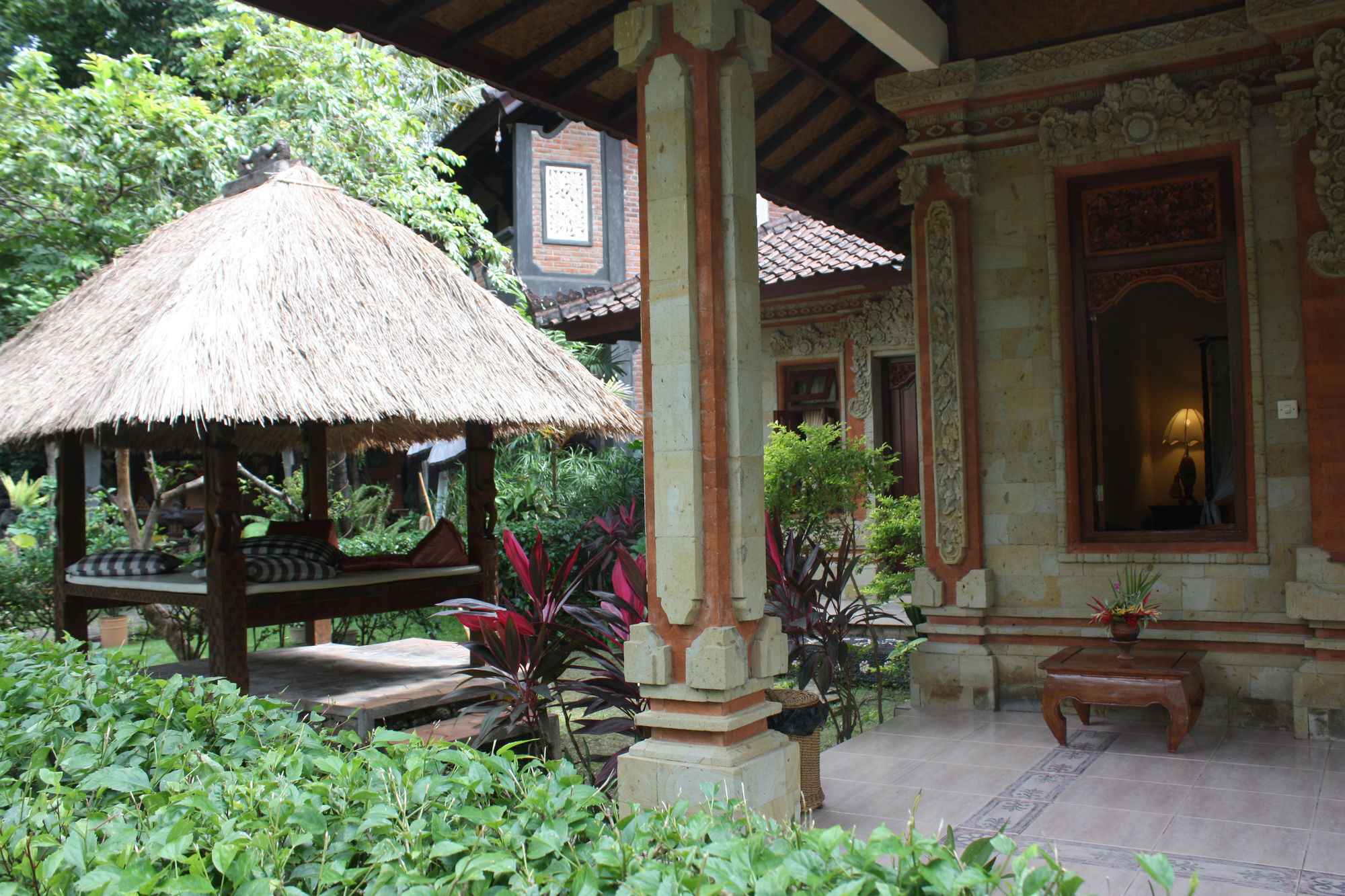 Rambutan Hotel Lovina Exterior foto